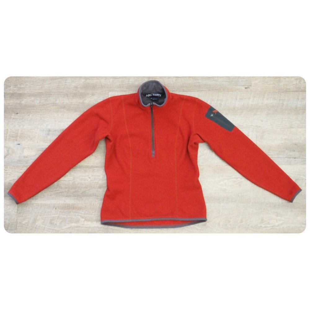 Arc’teryx Women’s Polartec Quarter Zip Fleece Sweater Jacket w/ Elbow Patch xs